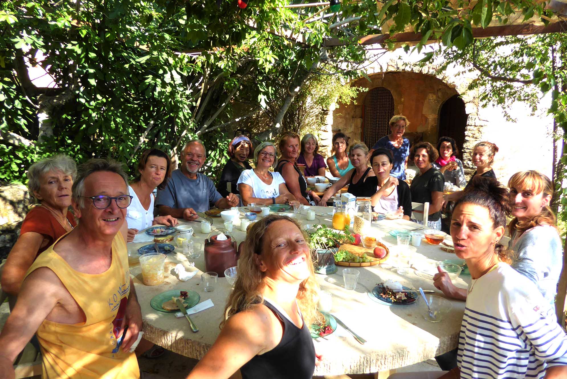retraites de yoga dans le Luberon